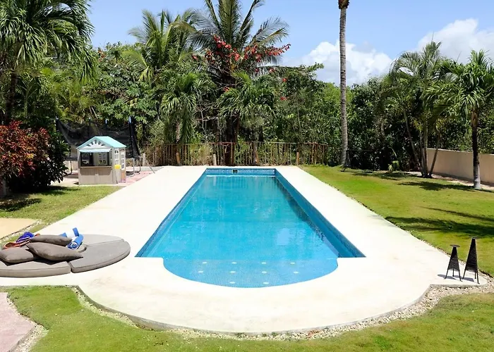 Oasis Private Pool And Cinema *
