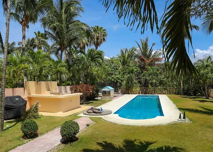 Villa Oasis Private Pool And Cinema